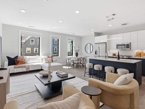 656 Saratoga 311, Boston MA 02128