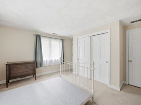 5 Powers Rd, Andover MA 01810