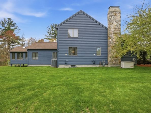5 Powers Rd, Andover MA 01810