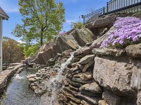 1 Twin Springs Drive, Saugus MA 01906