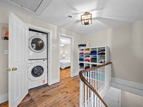 10 Maple, Sturbridge MA 01566