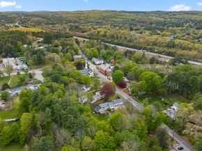 10 Maple, Sturbridge MA 01566