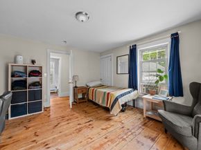 10 Maple, Sturbridge MA 01566