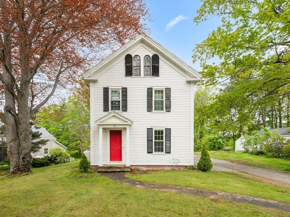 10 Maple, Sturbridge MA 01566