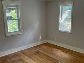 98 Cross St, Southbridge MA 01550