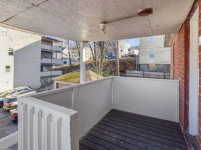 98 Cross St, Southbridge MA 01550