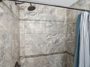11 Royal Lake Dr 6, Braintree MA 02184