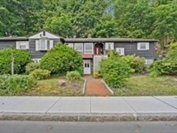 577 Grove, Worcester MA 01605