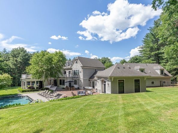 226 Cochituate Rd, Wayland MA 01778