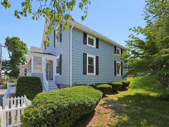 210 Pleasant Street, Marblehead MA 01945