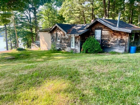 131 Gleason Ave, East Brookfield MA 01515