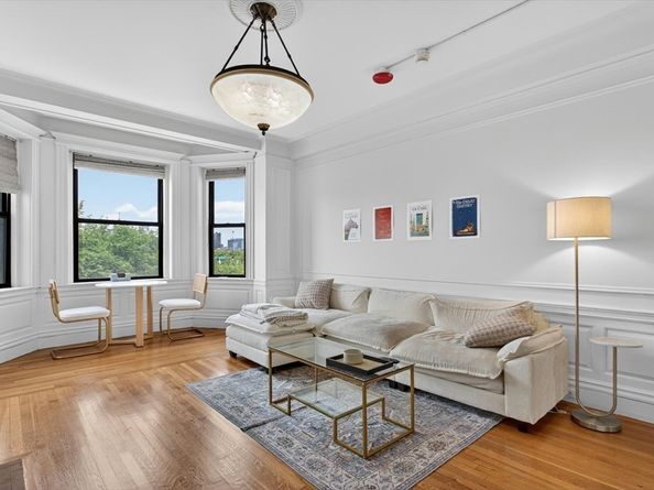 464 Commonwealth Ave 51, Boston MA 02215