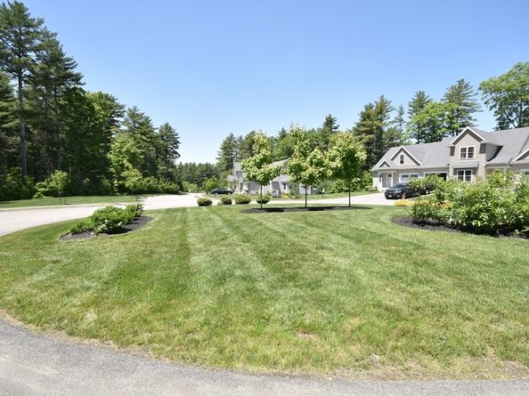 19 Santana Way 19, Carver MA 02330