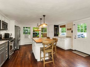 20 Worcester St, Grafton MA 01519