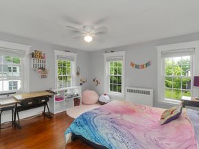 20 Worcester St, Grafton MA 01519