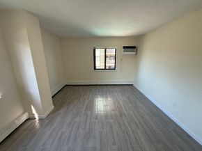 10 Williams St 34, Watertown MA 02472
