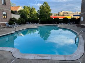 10 Williams St 34, Watertown MA 02472