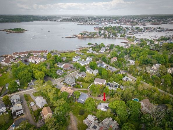 7 Lighthouse Way, Gloucester MA 01930