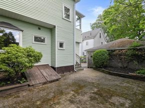 20 Riverview Ave, Waltham MA 02453