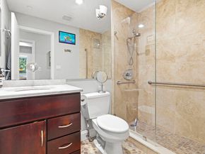 2 Clarendon St 301, Boston MA 02116