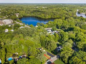 113 Colonel Hunt Dr, Abington MA 02351