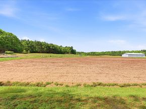 16 Churchill Rd, Plympton MA 02367