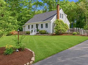 16 Churchill Rd, Plympton MA 02367