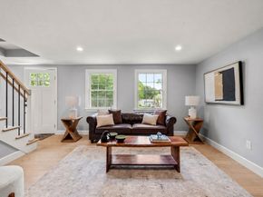 16 Churchill Rd, Plympton MA 02367
