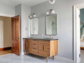 172 Summer St, Somerville MA 02143
