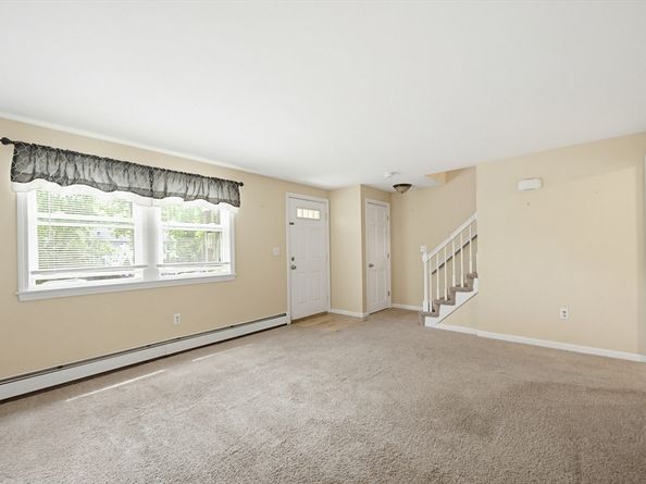 18-A Ascension St 18A, Blackstone MA 01504
