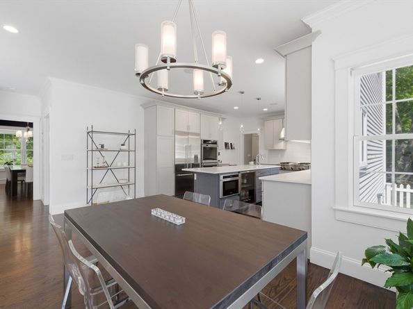 4 Augustus Rd, Lexington MA 02421