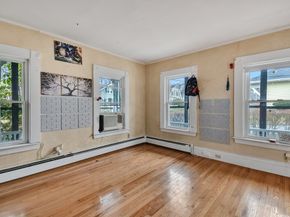 542 North St, Fitchburg MA 01420