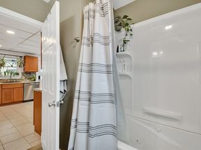 542 North St, Fitchburg MA 01420