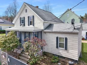 542 North St, Fitchburg MA 01420