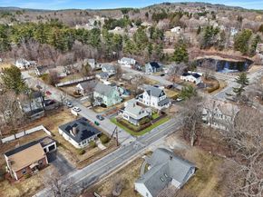 542 North St, Fitchburg MA 01420