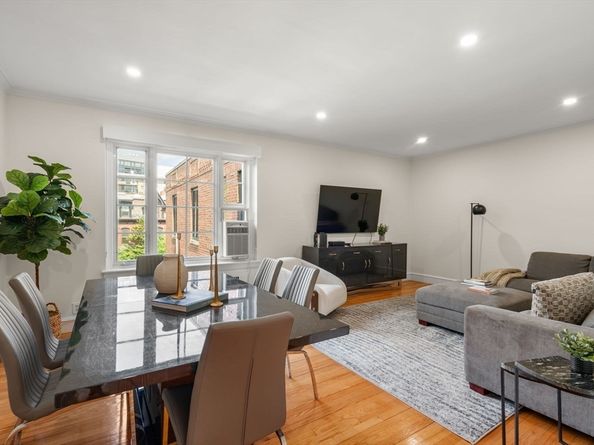 15 Monmouth Court 5, Brookline MA 02446