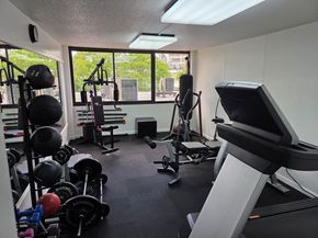 70 Southbridge St 811, Worcester MA 01608