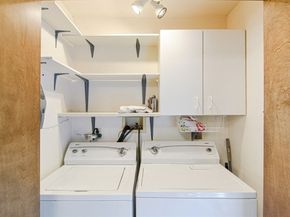 100 Saint Nicholas Ave, Worcester MA 01606