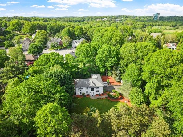81 Goodale Street, Peabody MA 01960
