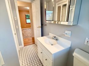 27 Westbrook Rd, Northborough MA 01532