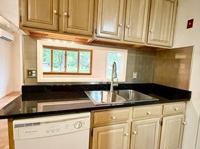 27 Westbrook Rd, Northborough MA 01532