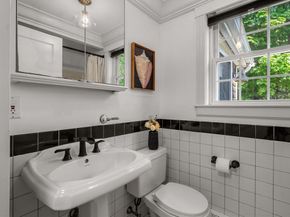 27 Dorchester St, Quincy MA 02171