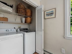 27 Dorchester St, Quincy MA 02171
