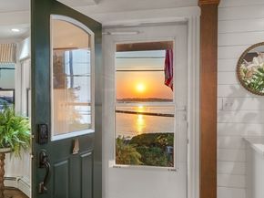 27 Dorchester St, Quincy MA 02171