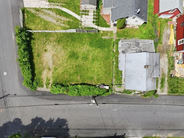 35 School St, Weymouth MA 02189