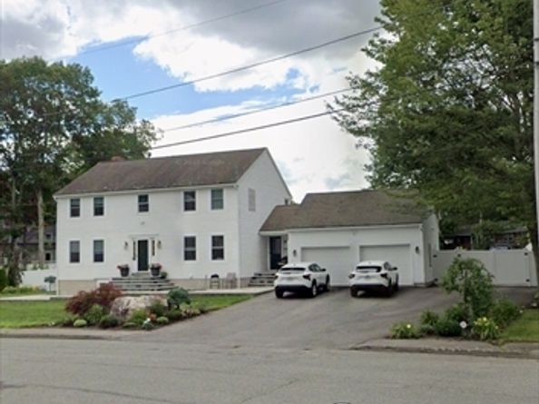 65 Tiffany Dr, Randolph MA 02368