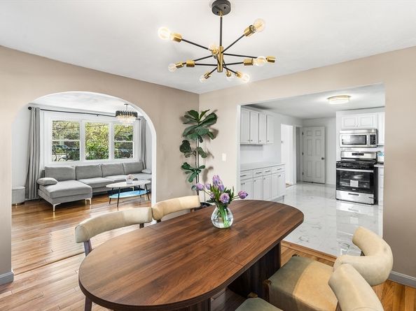 15 Fensmere Rd, Boston MA 02132