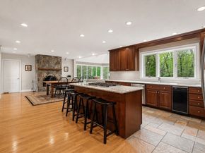 37 Old Planters Rd, Beverly MA 01915