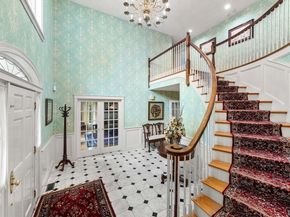 37 Old Planters Rd, Beverly MA 01915