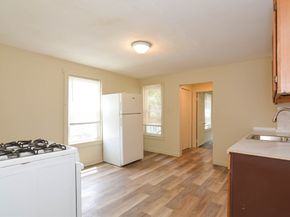 10 Essex Ct, Lynn MA 01902